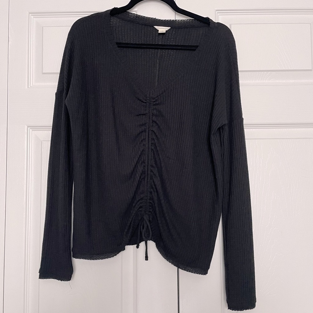 Aeropostale Woman’s Long Sleeve Top 💕